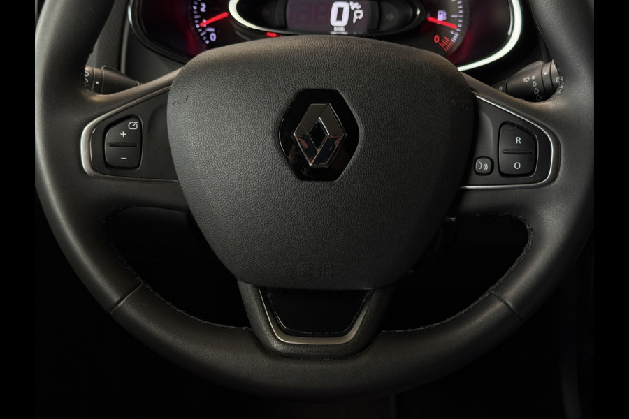 Renault Clio 1.2 TCe 120pk AUT Intens | Navi | Led | Camera | PDC V+A | 16" | Stoelverwarming | 100% Dealer onderhouden!