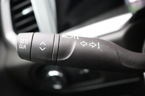 Opel Grandland X 1.6T. Plug in Hybrid/PHEV 4x4 300PK Elegance Leder-pack/Elegance-pack