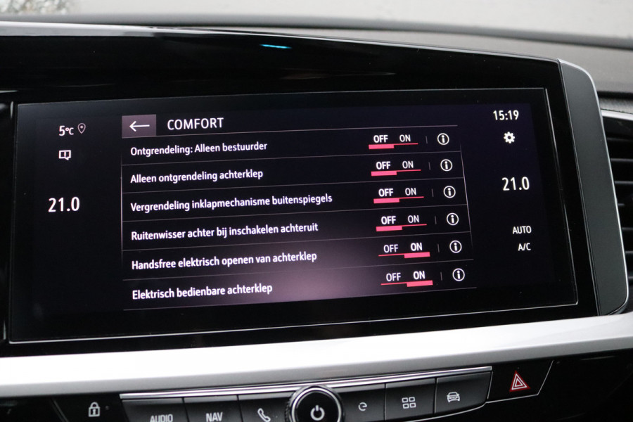 Opel Grandland X 1.6T. Plug in Hybrid/PHEV 4x4 300PK Elegance Leder-pack/Elegance-pack