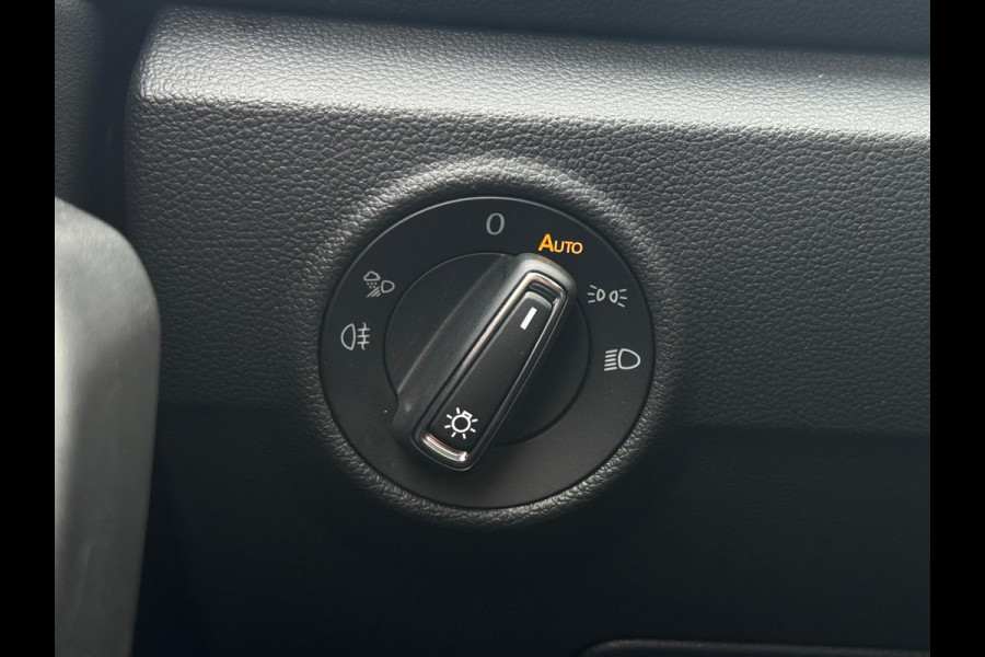 Volkswagen T-Roc Cabrio 1.5 TSI 150PK DSG R-LINE SPORT LED/NAVI/CARPLAY/FABRIEKS GARANTIE