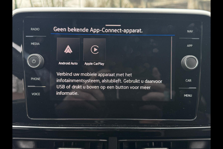 Volkswagen T-Roc Cabrio 1.5 TSI 150PK DSG R-LINE SPORT LED/NAVI/CARPLAY/FABRIEKS GARANTIE