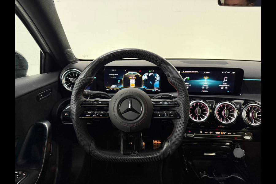 Mercedes-Benz A-Klasse AMG A35 4MATIC Premium Panoramadak, Burmester