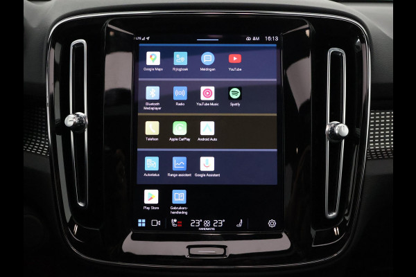 Volvo XC40 P8 AWD R-DESIGN ACCU SOH 93% GARANTIE 11-2030* BEREIK 462 KM WLTP. NL AUTO. BIJNA 2021.PARKEERSENSOREN V+A . 360 CAMERA V+A . APPLE CARPLAY & ADNROID AUTO . STOEL -EN STUURVERWARMING