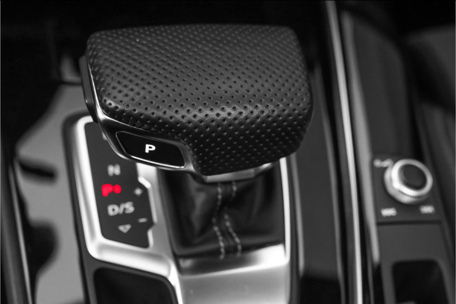 Audi A5 Sportback 35 TFSI S Edition Competition Pano Matrix Zwart Optiek 19"