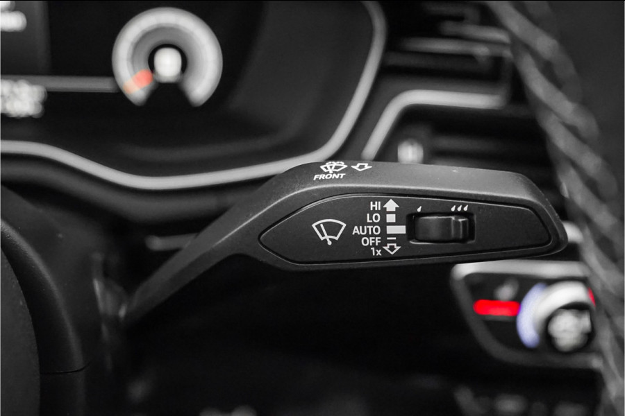 Audi A5 Sportback 35 TFSI S Edition Competition Pano Matrix Zwart Optiek 19"