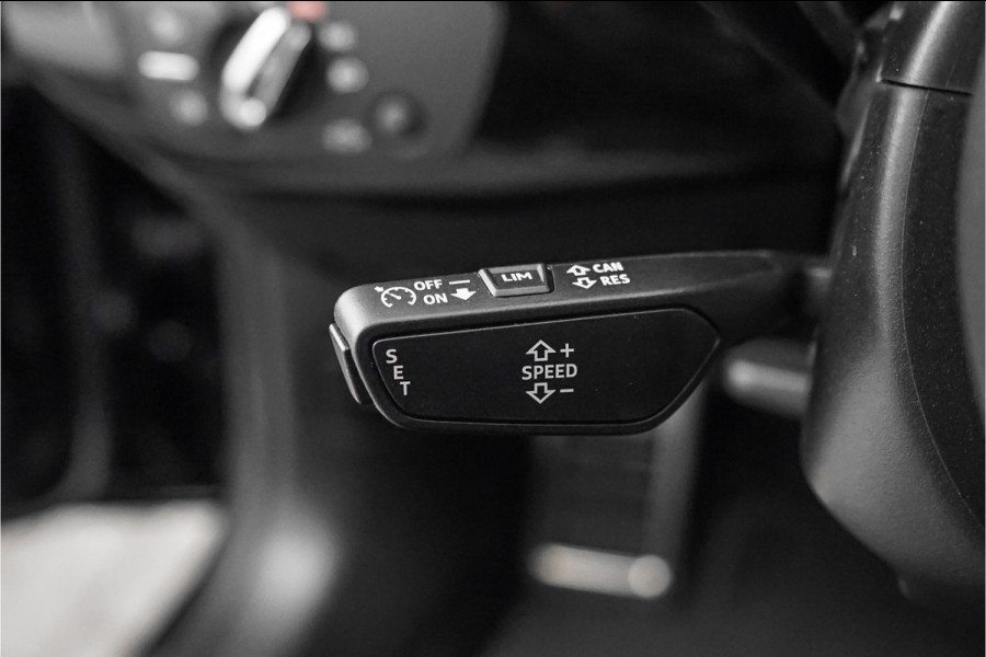 Audi A5 Sportback 35 TFSI S Edition Competition Pano Matrix Zwart Optiek 19"