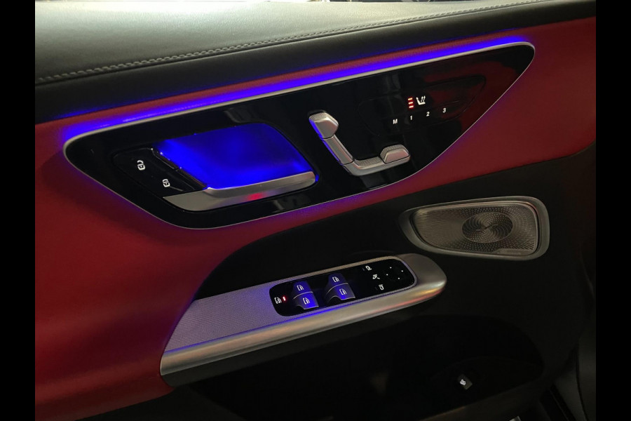 Mercedes-Benz GLC 300de 4MATIC AMG Line PANODAK HUD