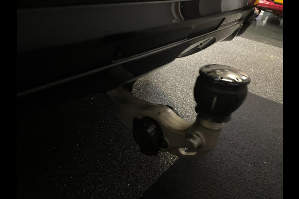 Mercedes-Benz GLC 300de 4MATIC AMG Line PANODAK HUD