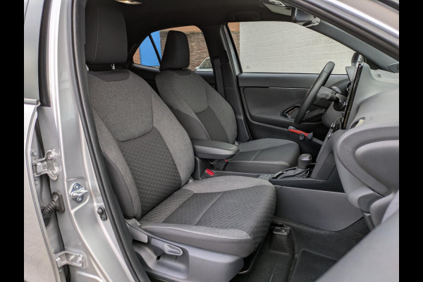 Toyota Yaris Cross 1.5 Hybrid 130|Adaptive-Cruise|Afn.Trekhaak|LED|Keyless-Entry/Go|Stoel/Stuurverwarming