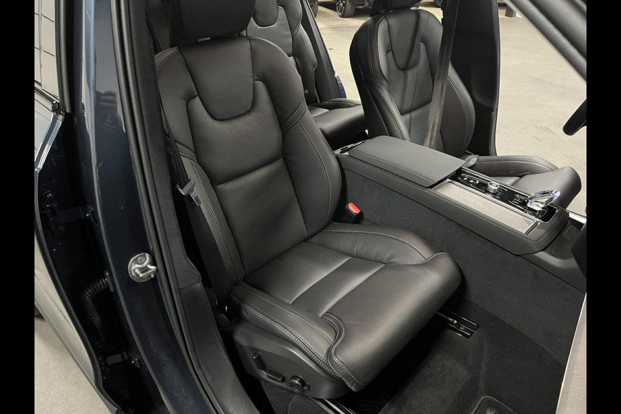 Volvo XC90 2.0 T8 Plug-in hybrid AWD Ultra Dark Luchtvering | Massage | Bowers & Wilkins | Trekhaak | Adapt. Cruise | Stoelventilatie | 22" wielen | 360 camera | Head-up