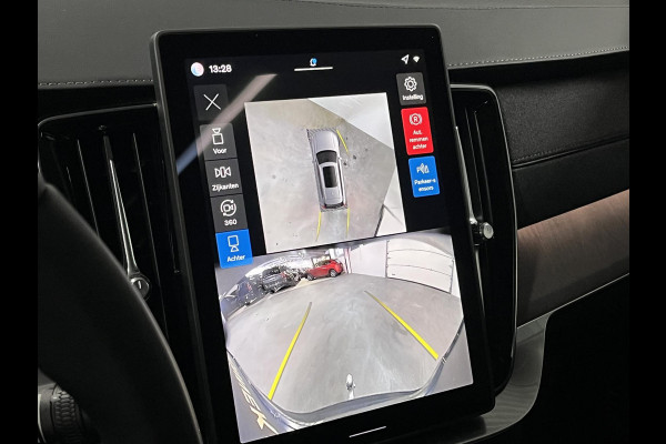 Volvo XC90 2.0 T8 Plug-in hybrid AWD Ultra Dark Luchtvering | Massage | Bowers & Wilkins | Trekhaak | Adapt. Cruise | Stoelventilatie | 22" wielen | 360 camera | Head-up