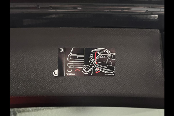 Volvo XC90 2.0 T8 Plug-in hybrid AWD Ultra Dark Luchtvering | Massage | Bowers & Wilkins | Trekhaak | Adapt. Cruise | Stoelventilatie | 22" wielen | 360 camera | Head-up