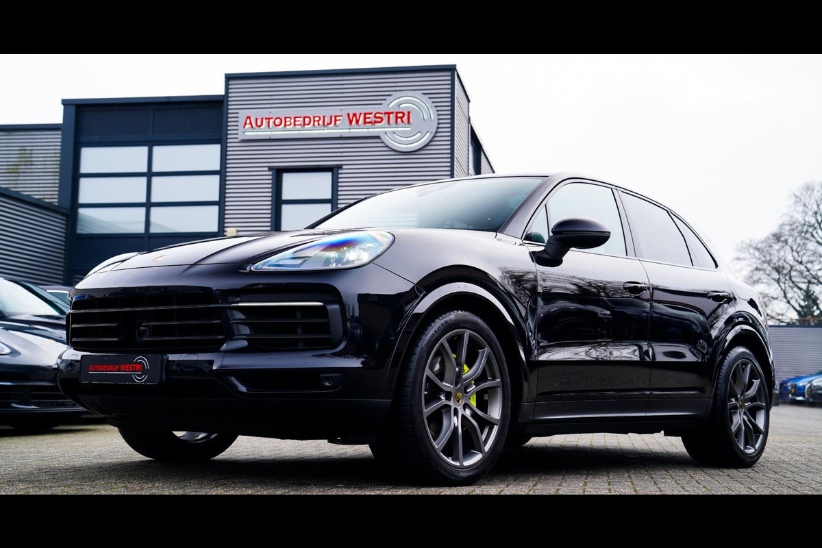 Porsche Cayenne 3.0 E-Hybrid | Sport Chrono | Panorama | Luxe Leder | Luchtvering | Bose Surround sound | Soft Close | Luchtvering