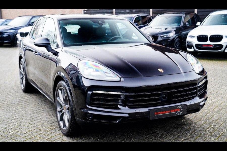 Porsche Cayenne 3.0 E-Hybrid | Sport Chrono | Panorama | Luxe Leder | Luchtvering | Bose Surround sound | Soft Close | Luchtvering