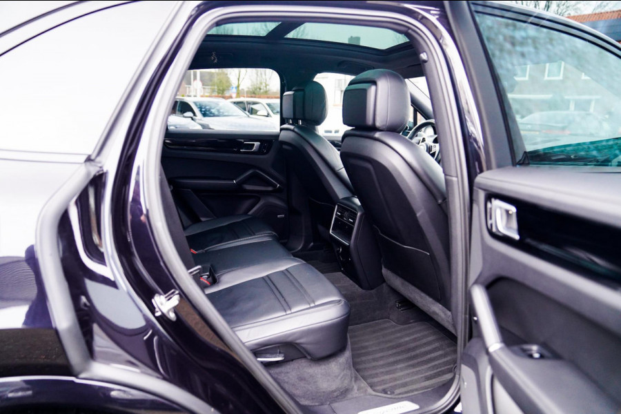 Porsche Cayenne 3.0 E-Hybrid | Sport Chrono | Panorama | Luxe Leder | Luchtvering | Bose Surround sound | Soft Close | Luchtvering