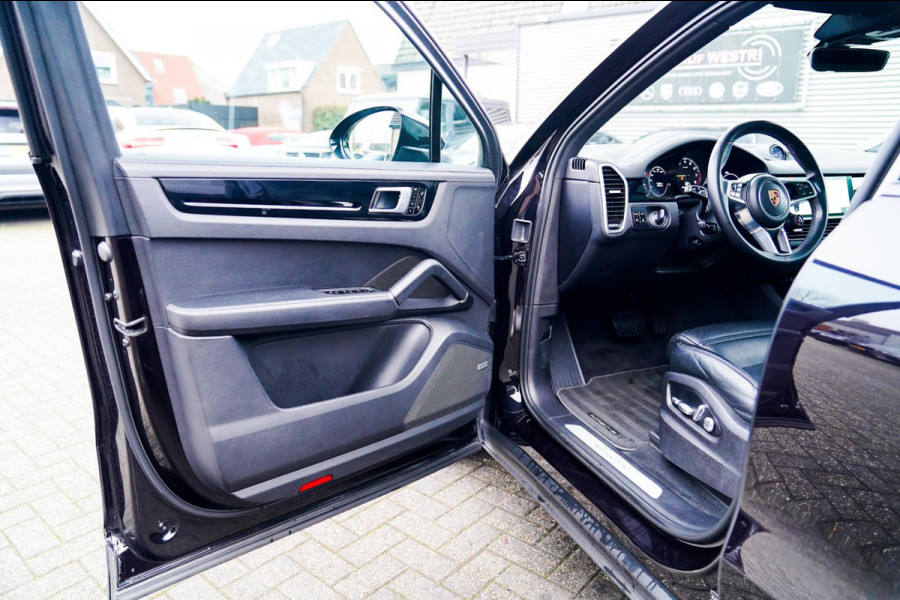 Porsche Cayenne 3.0 E-Hybrid | Sport Chrono | Panorama | Luxe Leder | Luchtvering | Bose Surround sound | Soft Close | Luchtvering