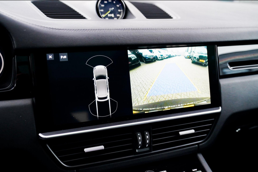 Porsche Cayenne 3.0 E-Hybrid | Sport Chrono | Panorama | Luxe Leder | Luchtvering | Bose Surround sound | Soft Close | Luchtvering