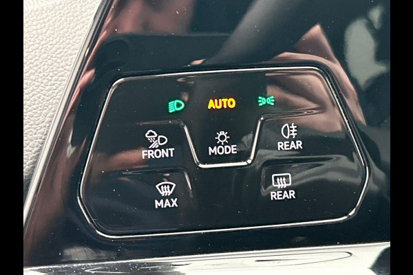 Volkswagen Golf 1.5 eTSI Life Business Navigatie Massage Stoel&stuur verwarming Orgineel Nederlands