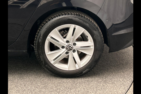 Volkswagen Golf 1.5 eTSI Life Business Navigatie Massage Stoel&stuur verwarming Orgineel Nederlands