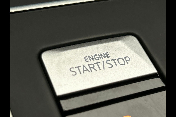 Volkswagen Golf 1.5 eTSI Life Business Navigatie Massage Stoel&stuur verwarming Orgineel Nederlands