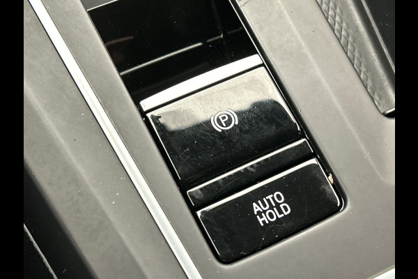 Volkswagen Golf 1.5 eTSI Life Business Navigatie Massage Stoel&stuur verwarming Orgineel Nederlands