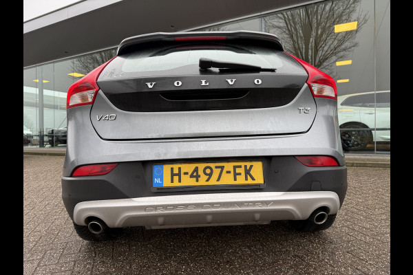 Volvo V40 Cross Country T3 Automaat Summum ** Navigatie ** Business Pack ** Stoelverwarming