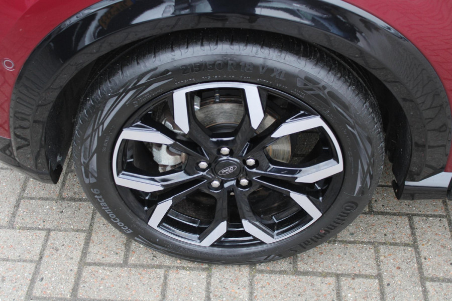 Ford Puma 1.0 EcoBoost Hybrid ST-Line X | Automaat 125pk | Vivid Ruby Edition | Stoelverwarming | Adaptive cruise control | Bang&Olufsen | Half leder | Camera | Elektrische achterklep