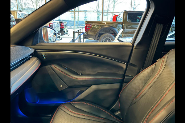 Ford Mustang Mach-E Extended AWD 98 kWh PANO, B&O, 360, ACC
