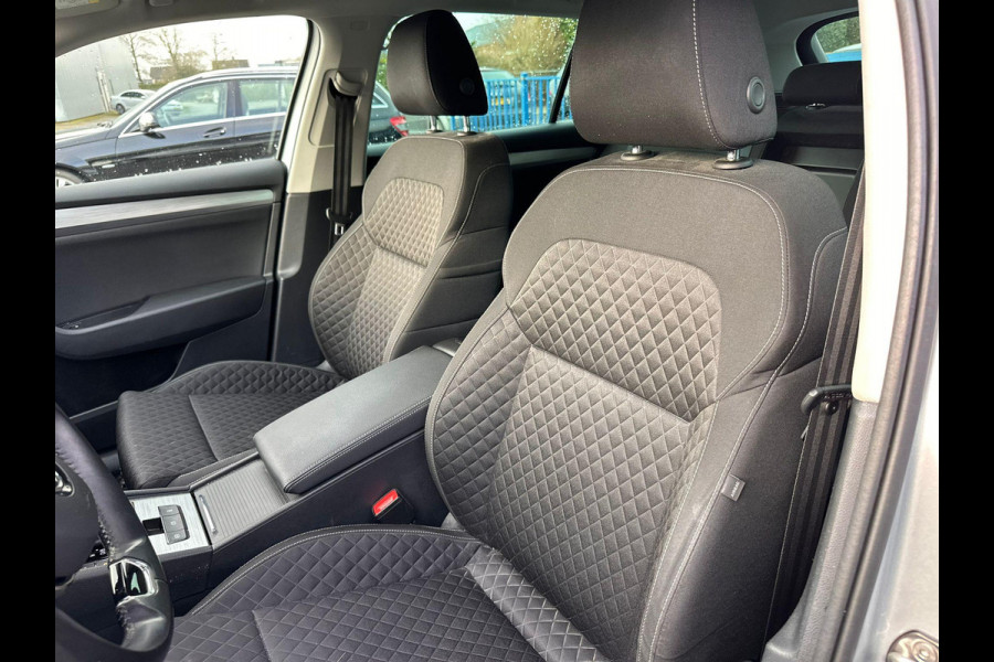 Škoda Superb Combi 1.4 TSI iV Business Edition Plus