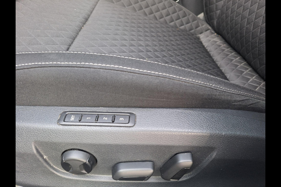 Škoda Superb Combi 1.4 TSI iV Business Edition Plus