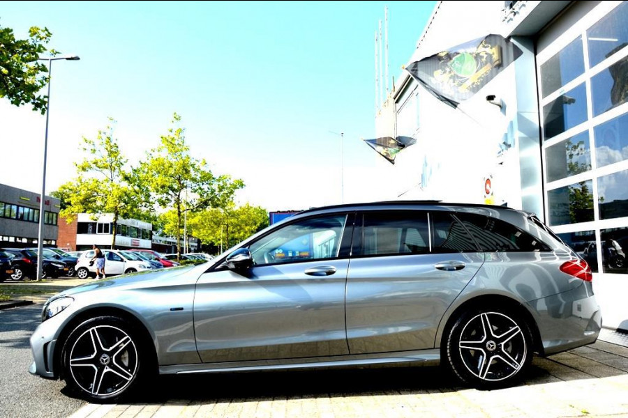 Mercedes-Benz C-Klasse Estate 300 e AMG 360º/LEER/NAVI/PANO