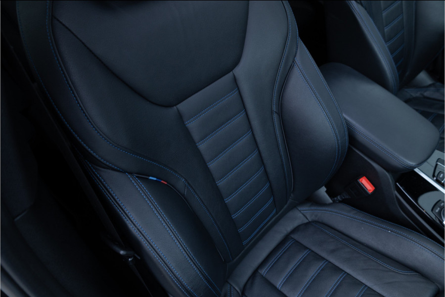 BMW X3 xDrive30e M Sport Panorama / Co-Pilot / Head-Up / HiFi / Trekhaak /