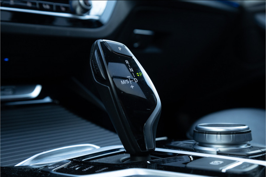 BMW X3 xDrive30e M Sport Panorama / Co-Pilot / Head-Up / HiFi / Trekhaak /