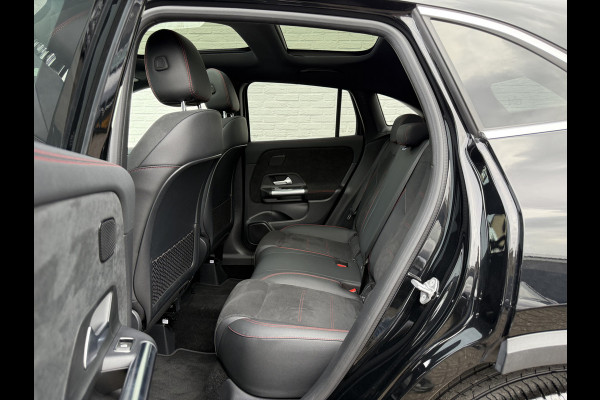 Mercedes-Benz GLA 200 Business Solution AMG | Pano | Memory | MultiBeam LED | Camera | 19 inch