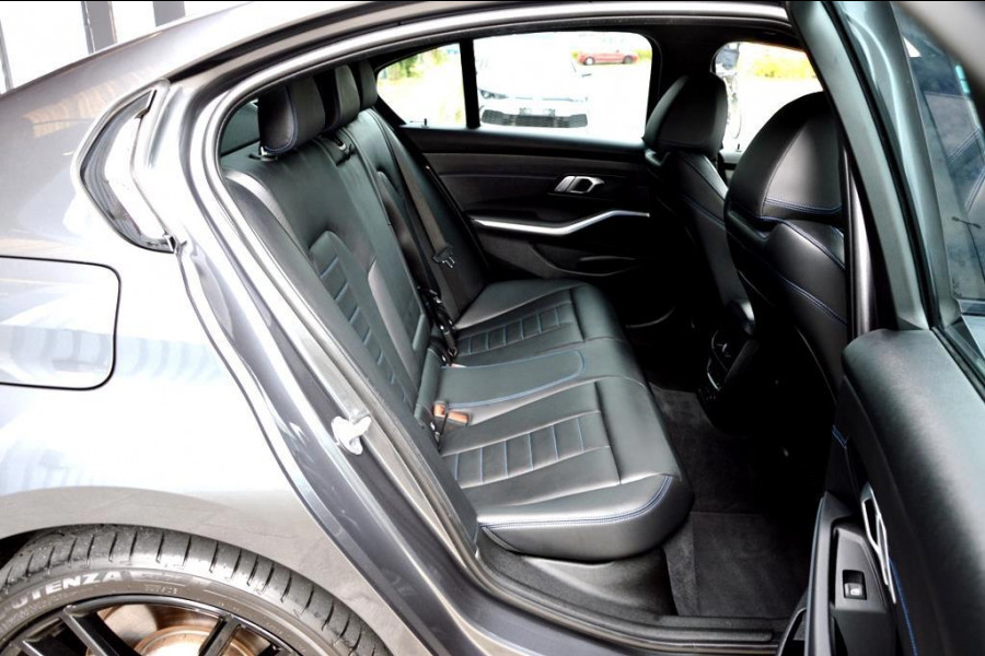 BMW 3-serie 330e High Executive AUT 292PK LED/LEER/NAV/LMV19