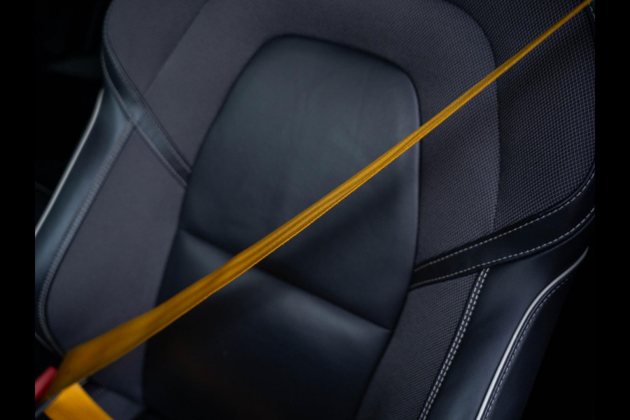 Volvo XC60 2.0 T8 AWD 406PK Polestar Engineered / Pano / ACC / Keyless / 360 / Memory