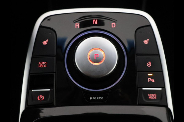 Kia e-Niro DYNAMIC 64 kWh 1e EIG.SOD ACCU 100% GARANTIE 2031* HALF LEDER. STOEL/STUUR VERWARMING . APPLE CARPLAY & ANDROID AUTO