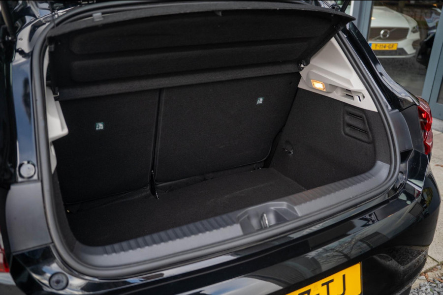 Renault Clio 1.0 TCe 90 Equilibre / Cruise / LED / Navi / Carplay