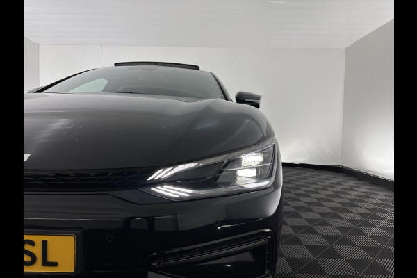 Kia Ev6 GT-Line 77.4 kWh (INCL.BTW) *AUT | PANO | HEAD-UP | LEATHER-ALCANTARA | ADAPTIVE-CRUISE | DIGI-COCKPIT | MERIDIAN-AUDIO | MEMORY-PACK | FULL-LED | KEYLESS | TOP-VIEW | DAB | BLIND-SPOT | NAVI-FULLMAP | PRIVAC