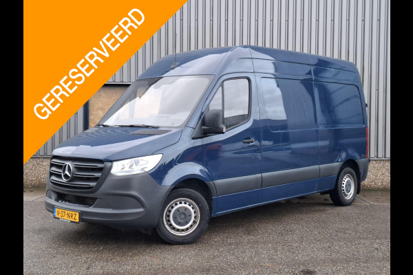 Mercedes-Benz Sprinter 311 CDI GB L2 FWD Functional 3.5T / AIRCO / CAMERA / 3 ZITS / DEALER ONDERHOUDEN / NAVI