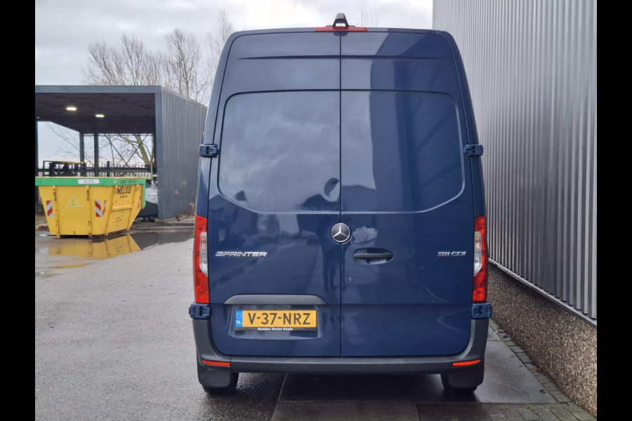 Mercedes-Benz Sprinter 311 CDI GB L2 FWD Functional 3.5T / AIRCO / CAMERA / 3 ZITS / DEALER ONDERHOUDEN / NAVI