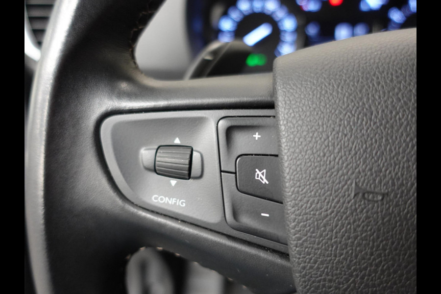 Opel Vivaro 145pk Automaat L3H1 Edition Dubbele Cabine Airco Cruise control Navigatie Trekhaak Carplay Camera Parkeersensoren