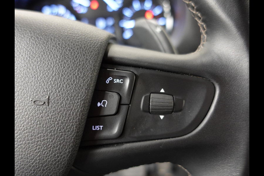 Opel Vivaro 145pk Automaat L3H1 Edition Dubbele Cabine Airco Cruise control Navigatie Trekhaak Carplay Camera Parkeersensoren