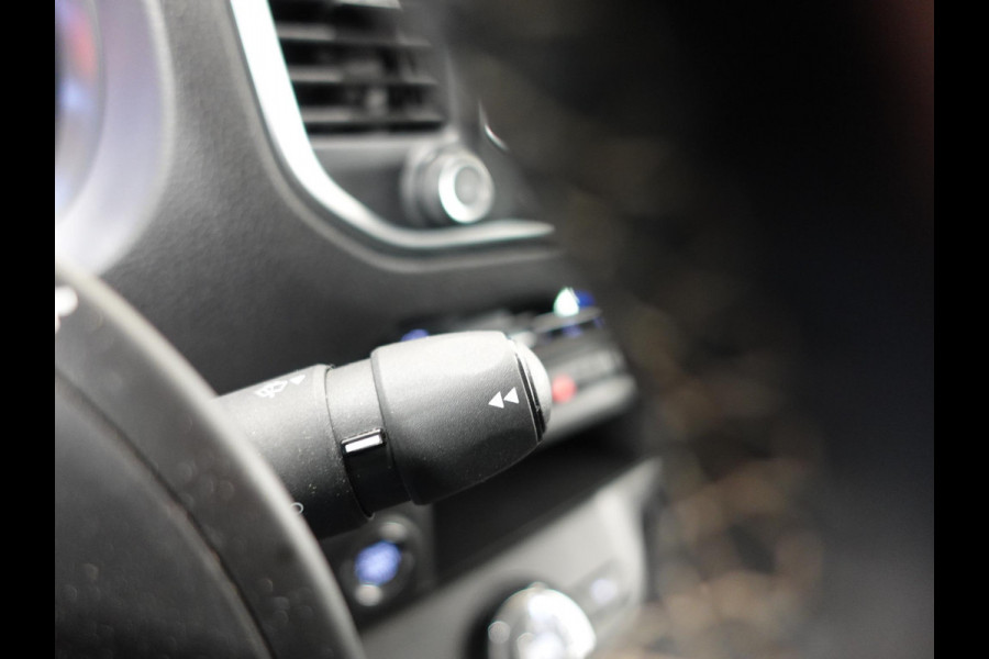 Opel Vivaro 145pk Automaat L3H1 Edition Dubbele Cabine Airco Cruise control Navigatie Trekhaak Carplay Camera Parkeersensoren