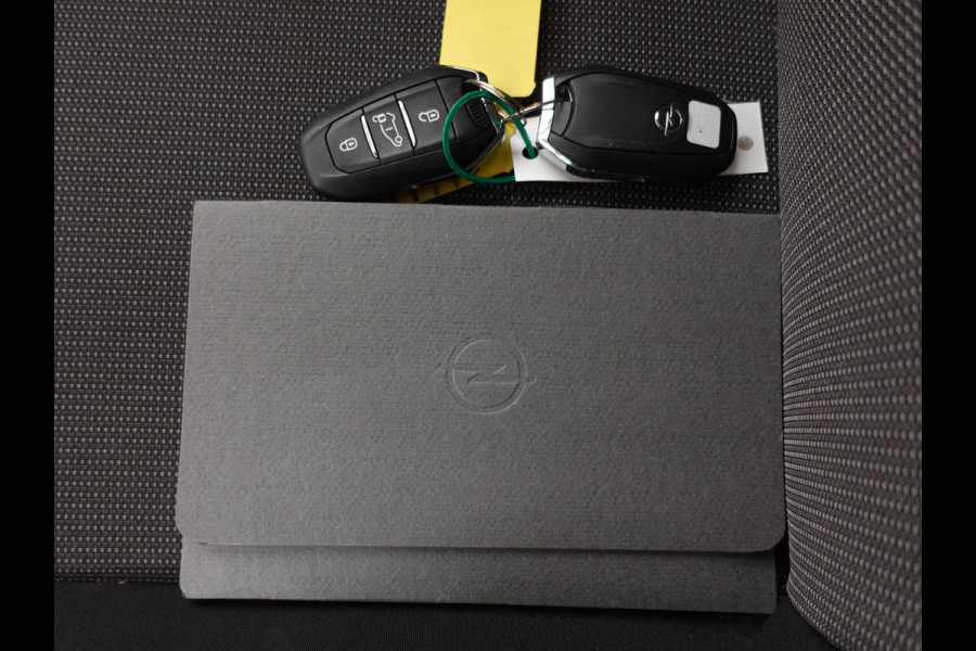 Opel Vivaro 145pk Automaat L3H1 Edition Dubbele Cabine Airco Cruise control Navigatie Trekhaak Carplay Camera Parkeersensoren