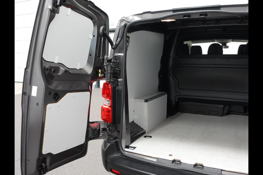 Opel Vivaro 145pk Automaat L3H1 Edition Dubbele Cabine Airco Cruise control Navigatie Trekhaak Carplay Camera Parkeersensoren