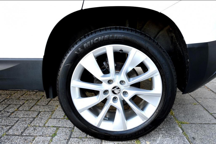 Škoda Karoq 1.5 TSI ACT Style AUT LED/CAM/S18/LEER/NAVI/PANO