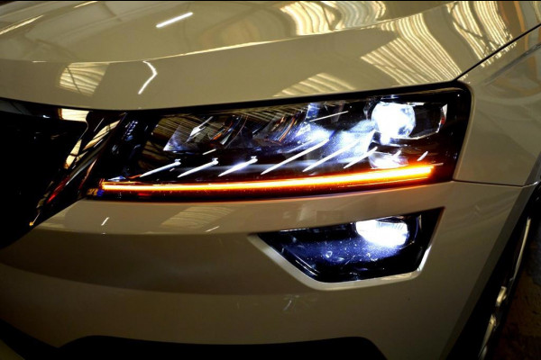 Škoda Karoq 1.5 TSI ACT Style AUT LED/CAM/S18/LEER/NAVI/PANO