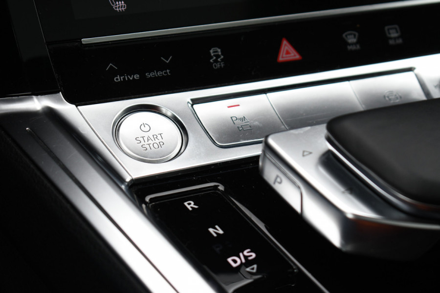Audi e-tron 55 quattro S-Edition Pano ACC HUD B&O 23inch Softclose