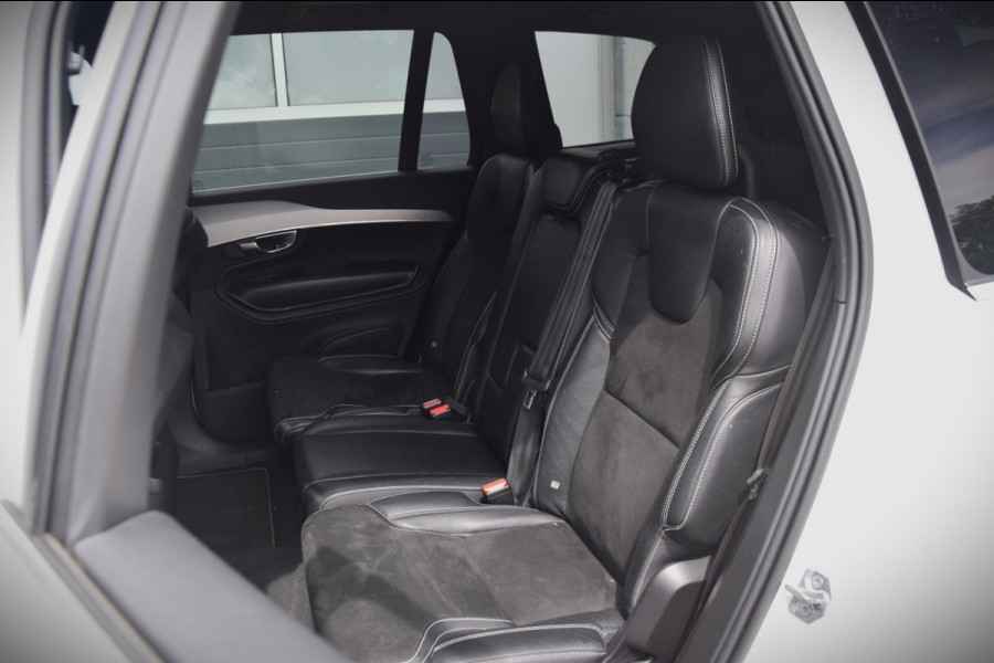 Volvo XC90 2.0 T5 AWD R-Design Scandinavian Line/Extra getinte ruiten